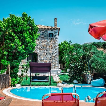 Niriides Villas Old Listing Herszonisszosz Kültér fotó