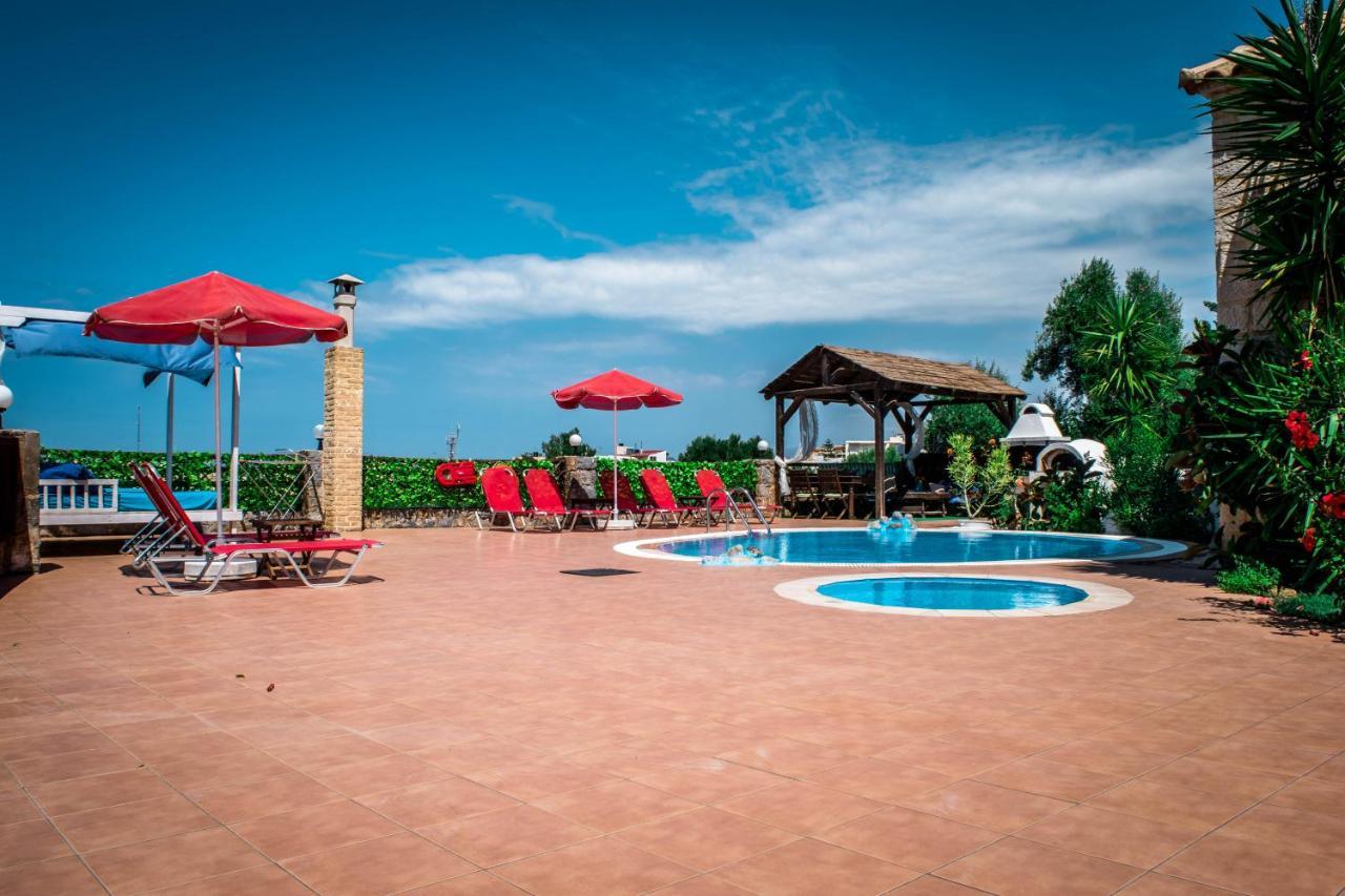 Niriides Villas Old Listing Herszonisszosz Kültér fotó