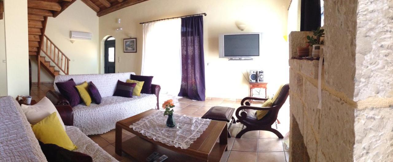 Niriides Villas Old Listing Herszonisszosz Kültér fotó