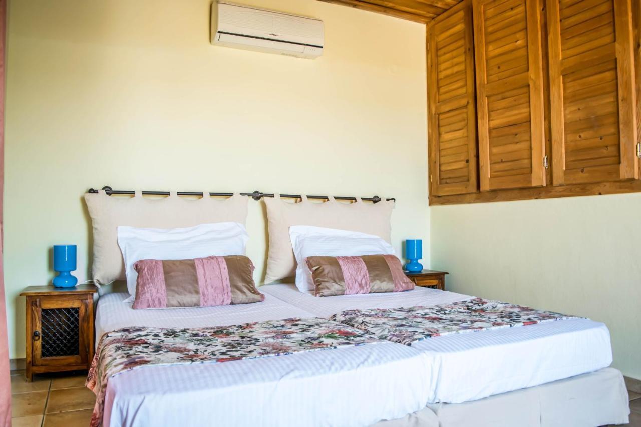 Niriides Villas Old Listing Herszonisszosz Kültér fotó