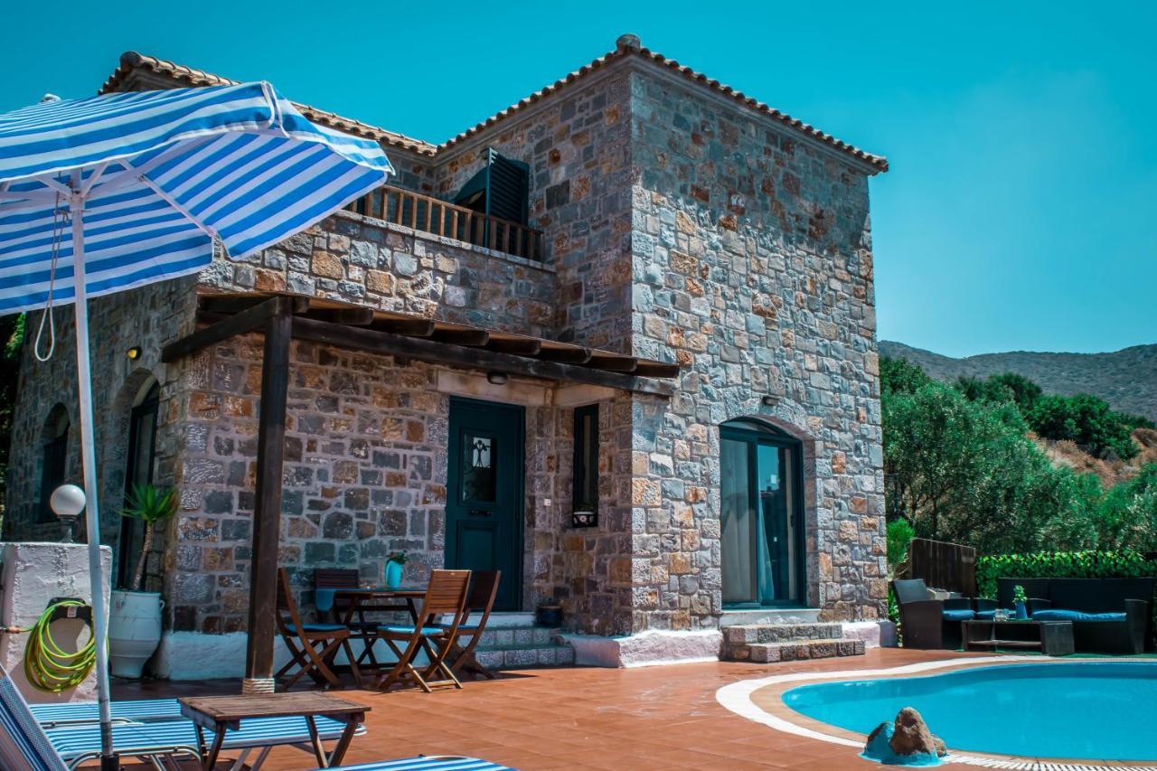 Niriides Villas Old Listing Herszonisszosz Kültér fotó